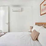 Charming House With Terrace In Lisbon.wifi. Villa Lissabon