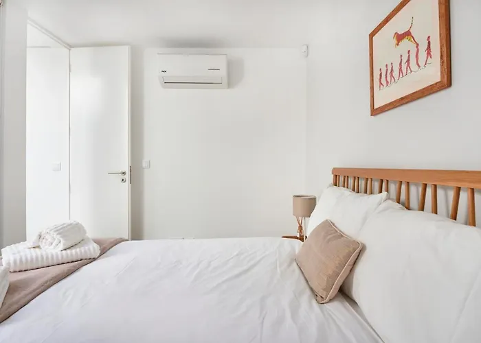Charming House With Terrace In Lisbon.wifi. 빌라 리스본