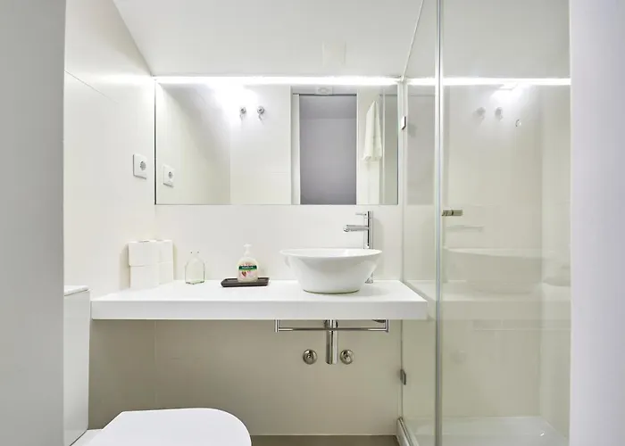Charming House With Terrace In Lisbon.wifi. 빌라 *