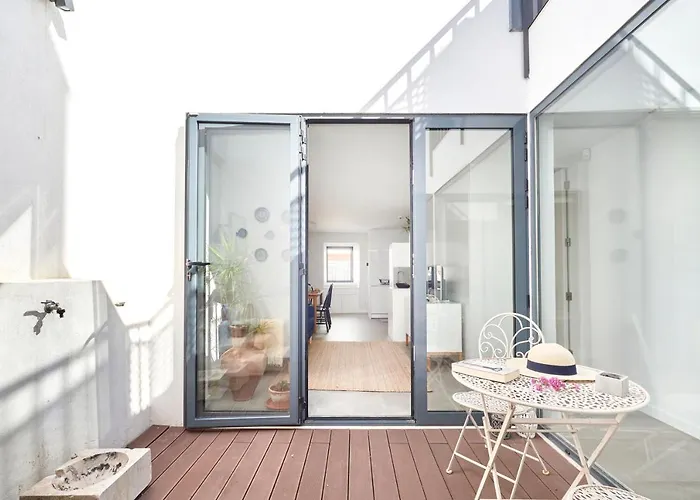 빌라 Charming House With Terrace In Lisbon.wifi.