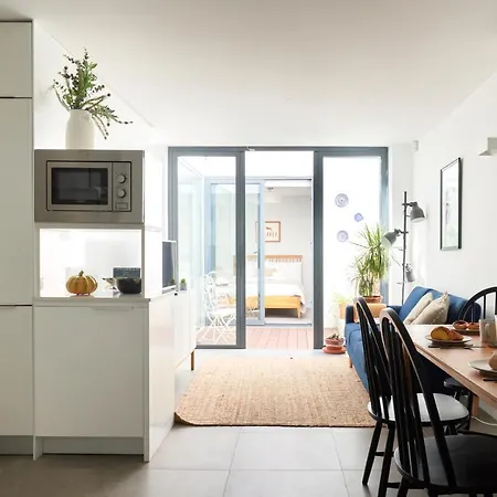 ヴィラ Charming House With Terrace In Lisbon.wifi.