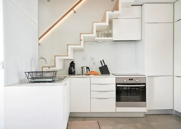 Charming House With Terrace In Lisbon.wifi. Лиссабон