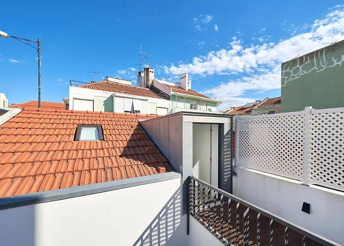 Вилла Charming House With Terrace In Lisbon.wifi. Лиссабон