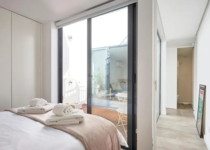 Charming House With Terrace In Lisbon.wifi. Лиссабон