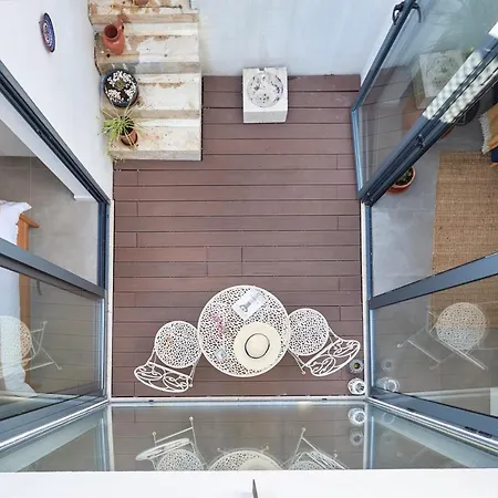 Charming House With Terrace In Lisbon.wifi. * Lissabon