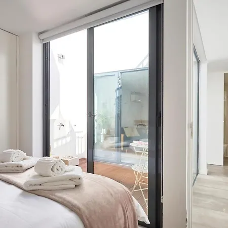 Charming House With Terrace In Lisbon.wifi. Lissabon